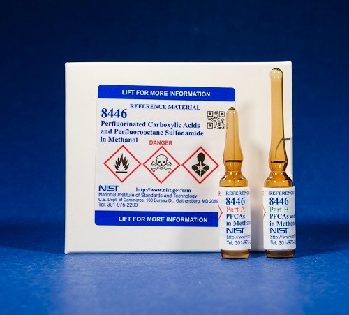 RM 8446  全氟羧酸和全氟辛烷磺酰胺在甲醇中的應(yīng)用標(biāo)準(zhǔn)品